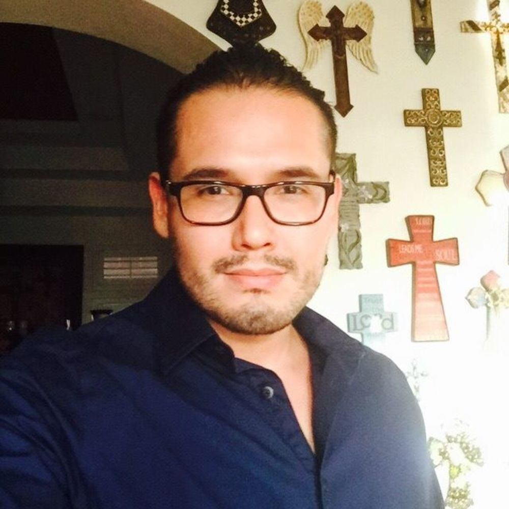 Meet your Posher, Luis